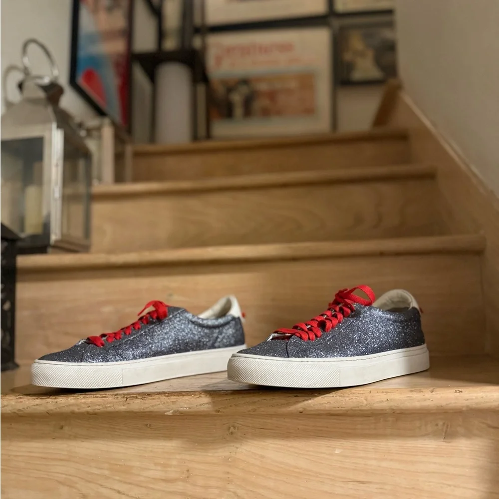 Givenchy Urban Knot Street Sneaker, Men’s 9US/42EU - Picture 9 of 11